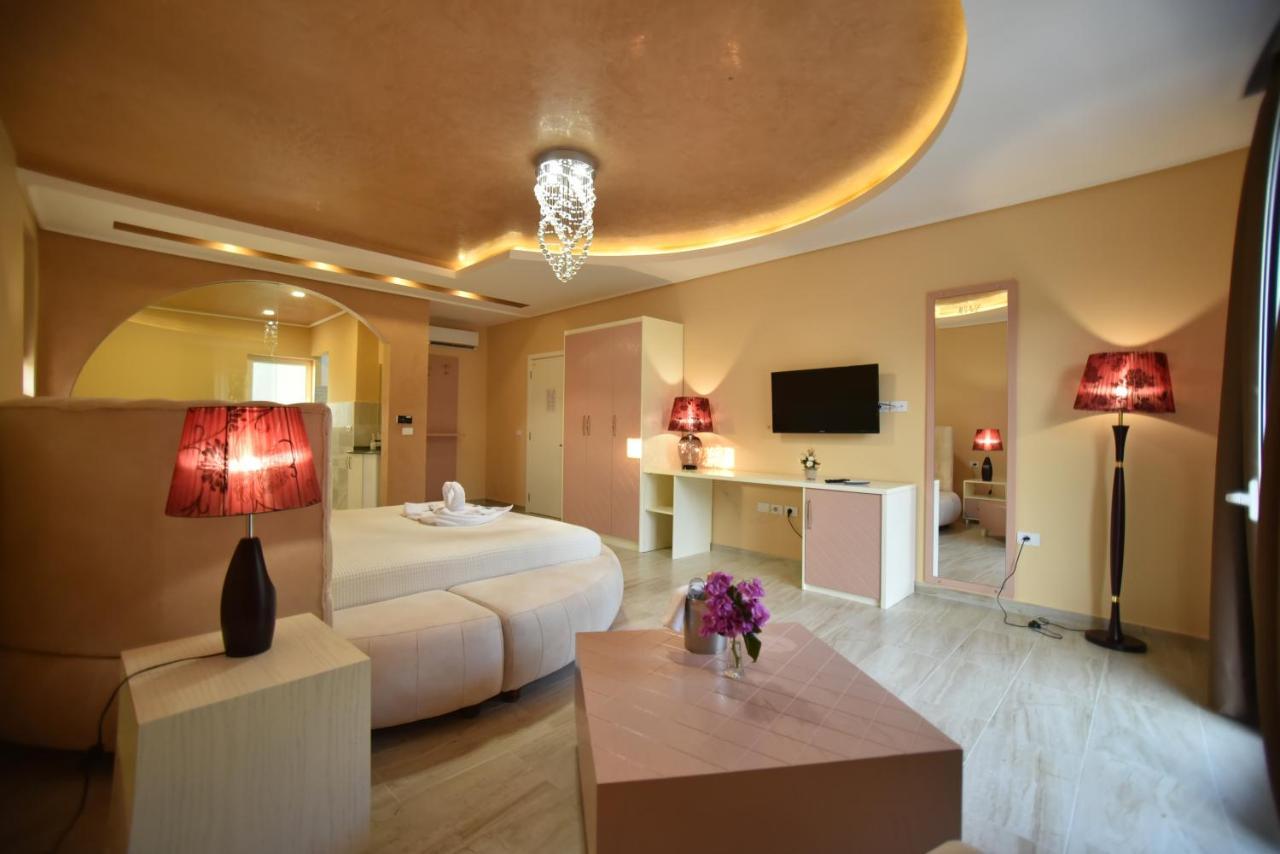 Monte Mare Hotel Vlorë エクステリア 写真