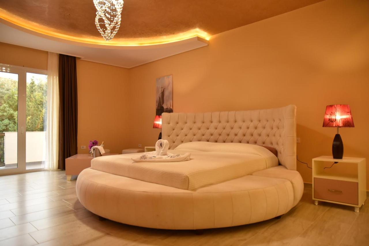 Monte Mare Hotel Vlorë エクステリア 写真