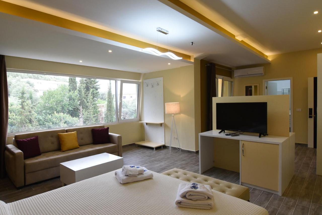 Monte Mare Hotel Vlorë エクステリア 写真