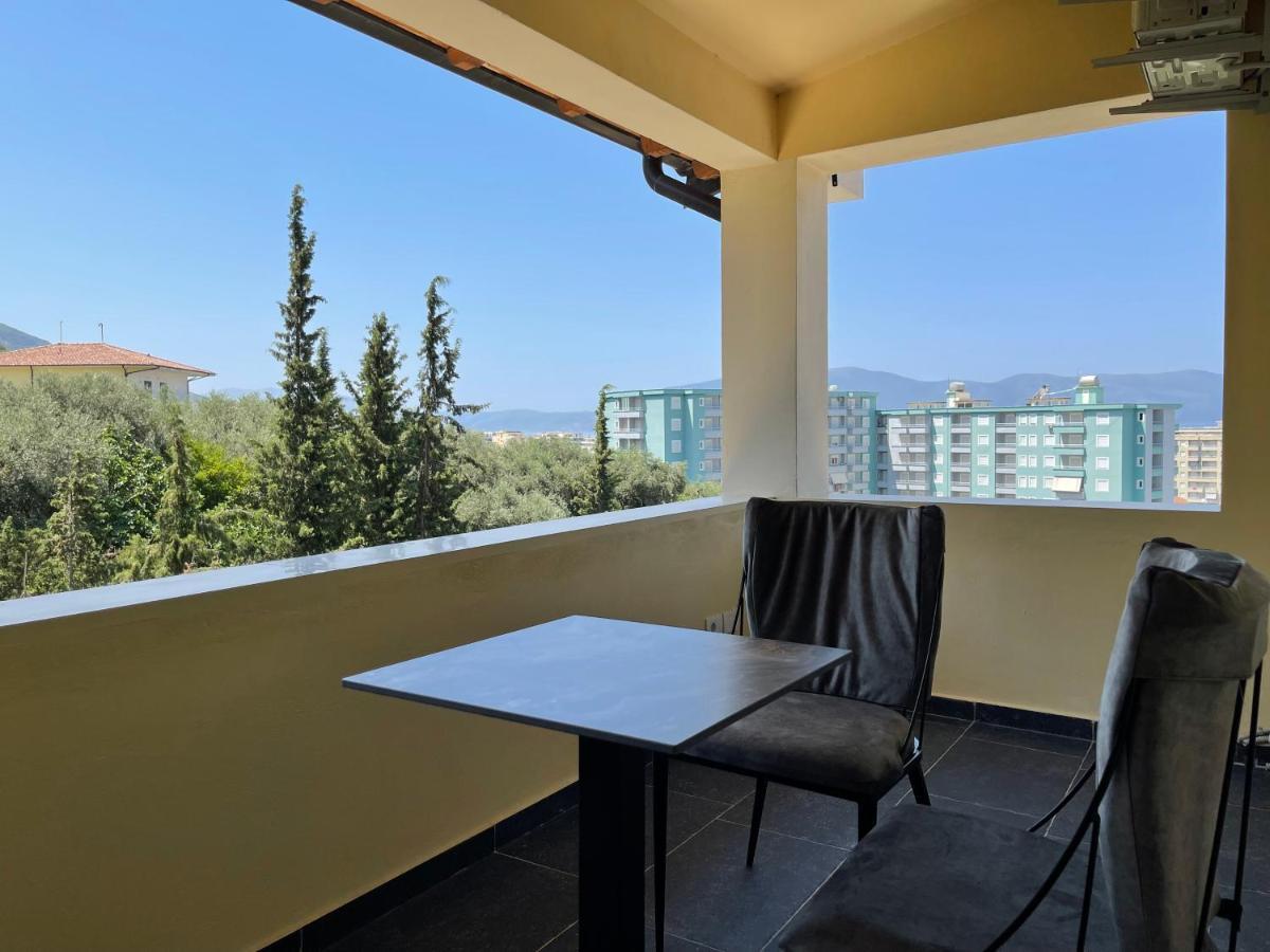 Monte Mare Hotel Vlorë エクステリア 写真