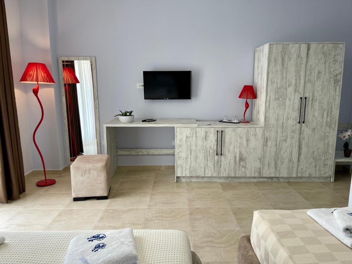 Monte Mare Hotel Vlorë エクステリア 写真