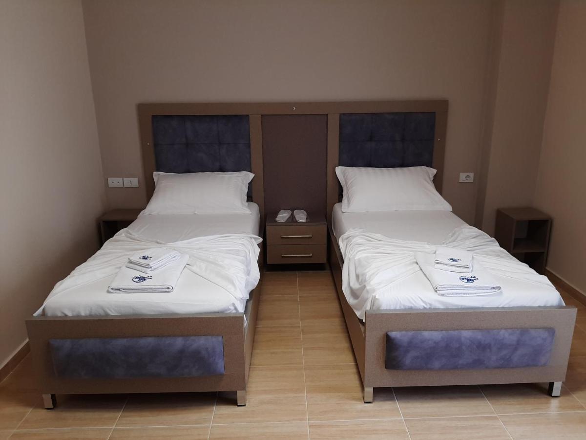 Monte Mare Hotel Vlorë エクステリア 写真