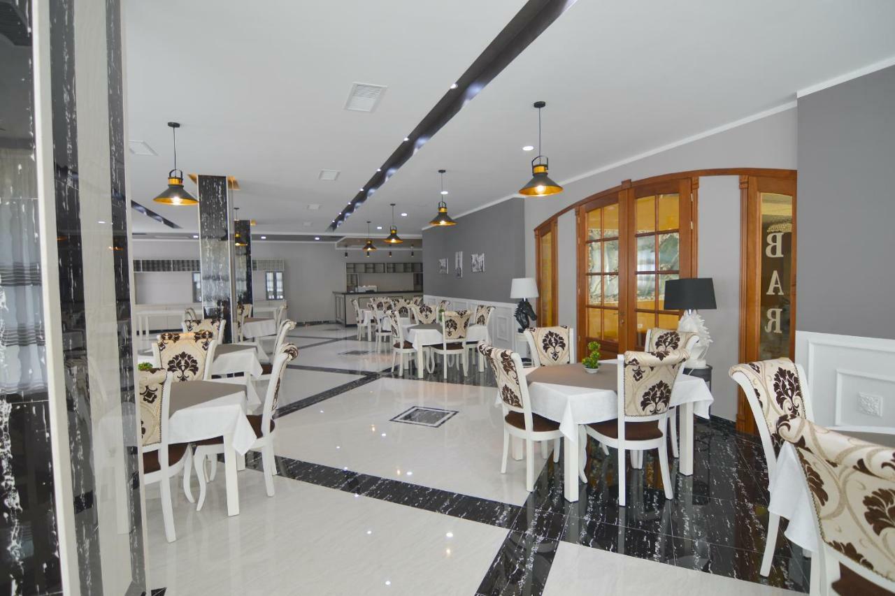 Monte Mare Hotel Vlorë エクステリア 写真